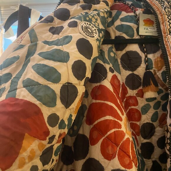 Farm Rio Reversible Puffer Jacket - Picture 4 of 5